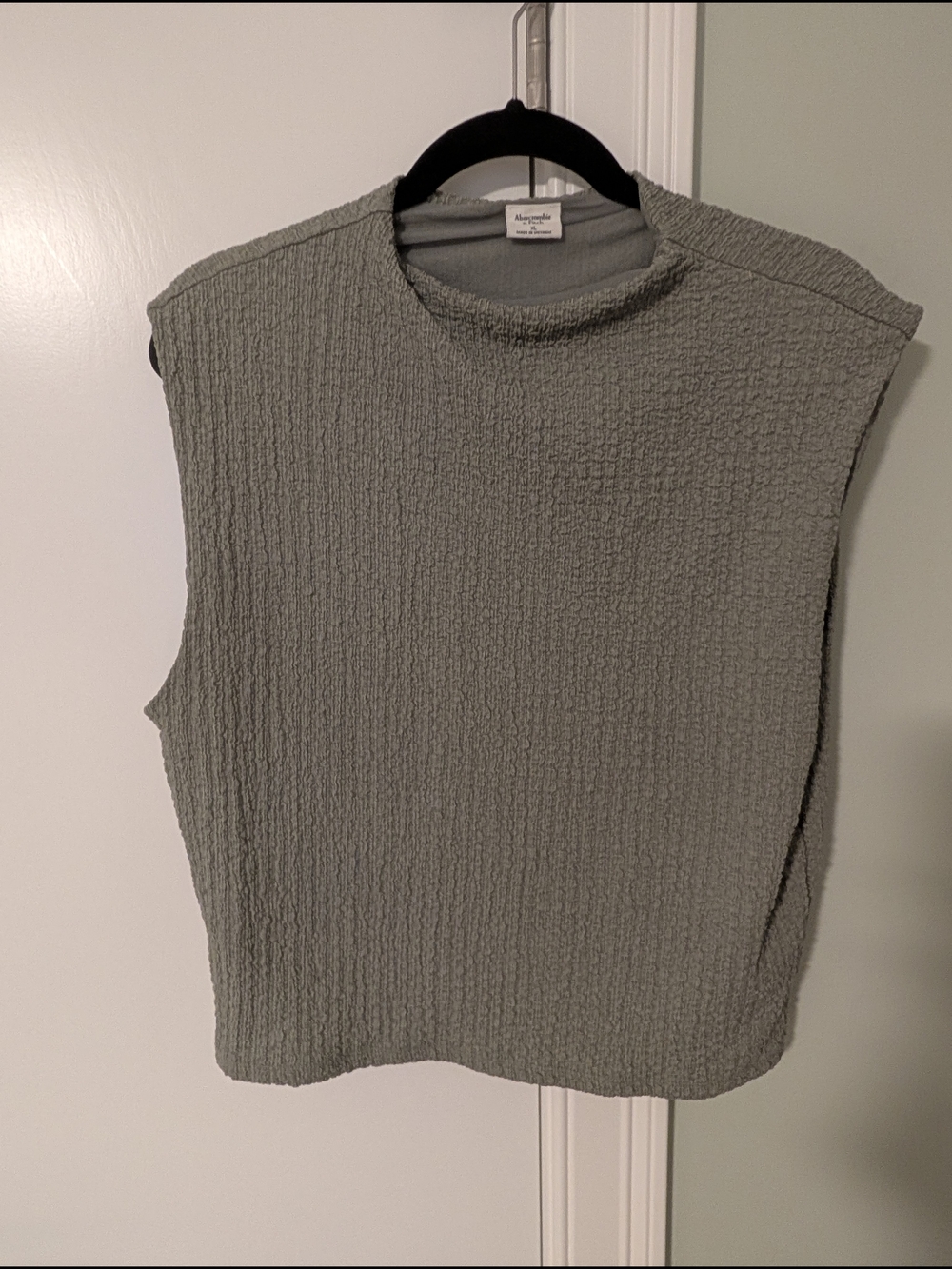 Abercrombie & Fitch Textured Sleeveless Crewneck Tank - Sage Green